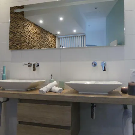 Entre Nous - La Poste Apartamento