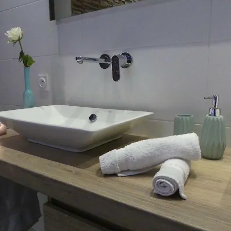 Entre Nous - La Poste * Saumur