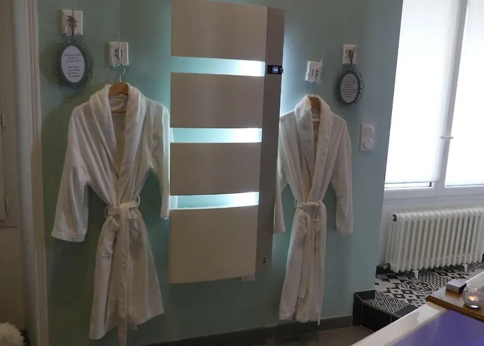 Entre Nous - La Poste *