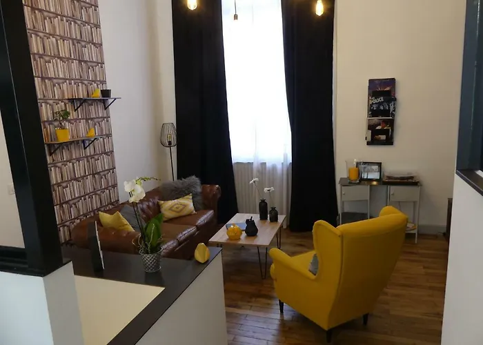 Entre Nous - La Poste