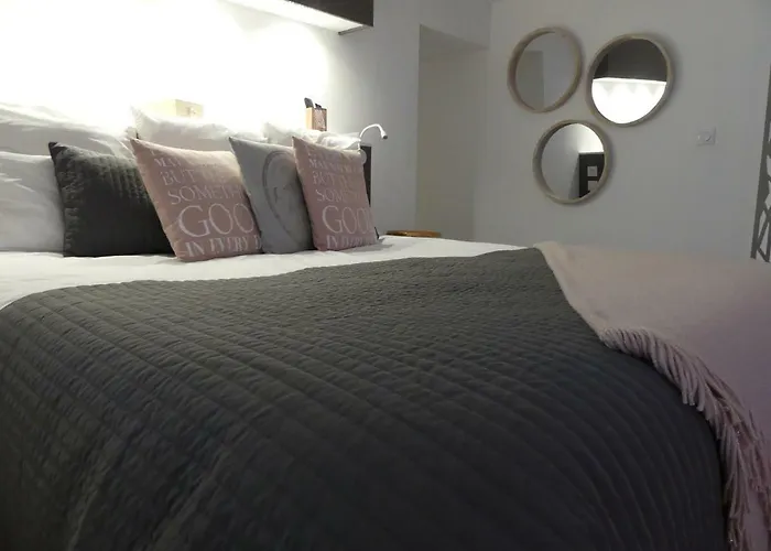 Entre Nous - La Poste Saumur