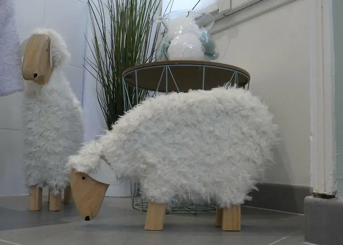 Entre Nous - La Poste Saumur